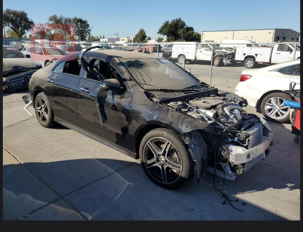 مێرسێدس بێنز CLA